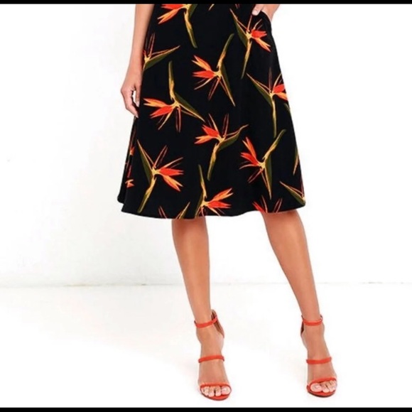 Lace up Lulu’s dress with pockets - Picture 4 of 4
